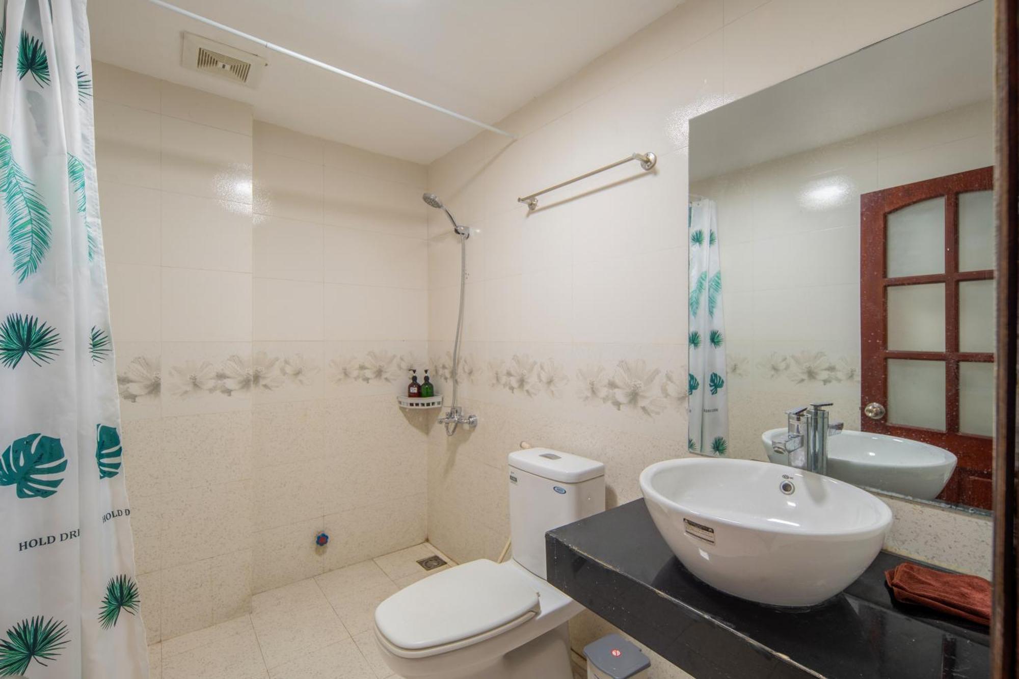 Căn hộ Holly's Elegance Retreat With Bathtub In Old Quarter